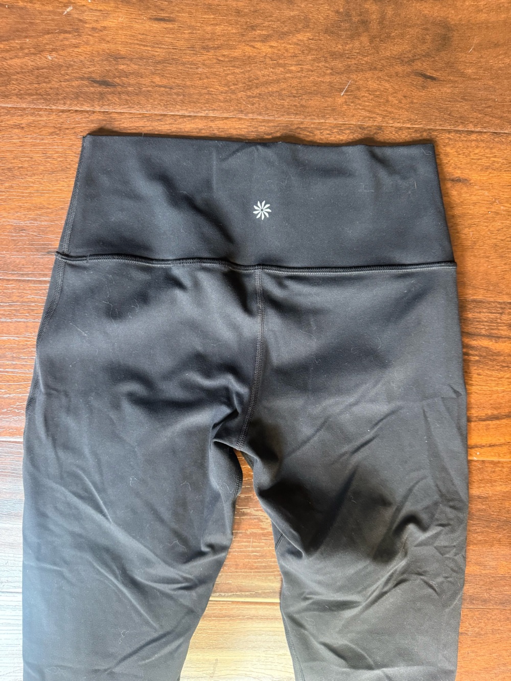 Athleta Transcend Strirrup Tight size medium - Picture 5 of 5